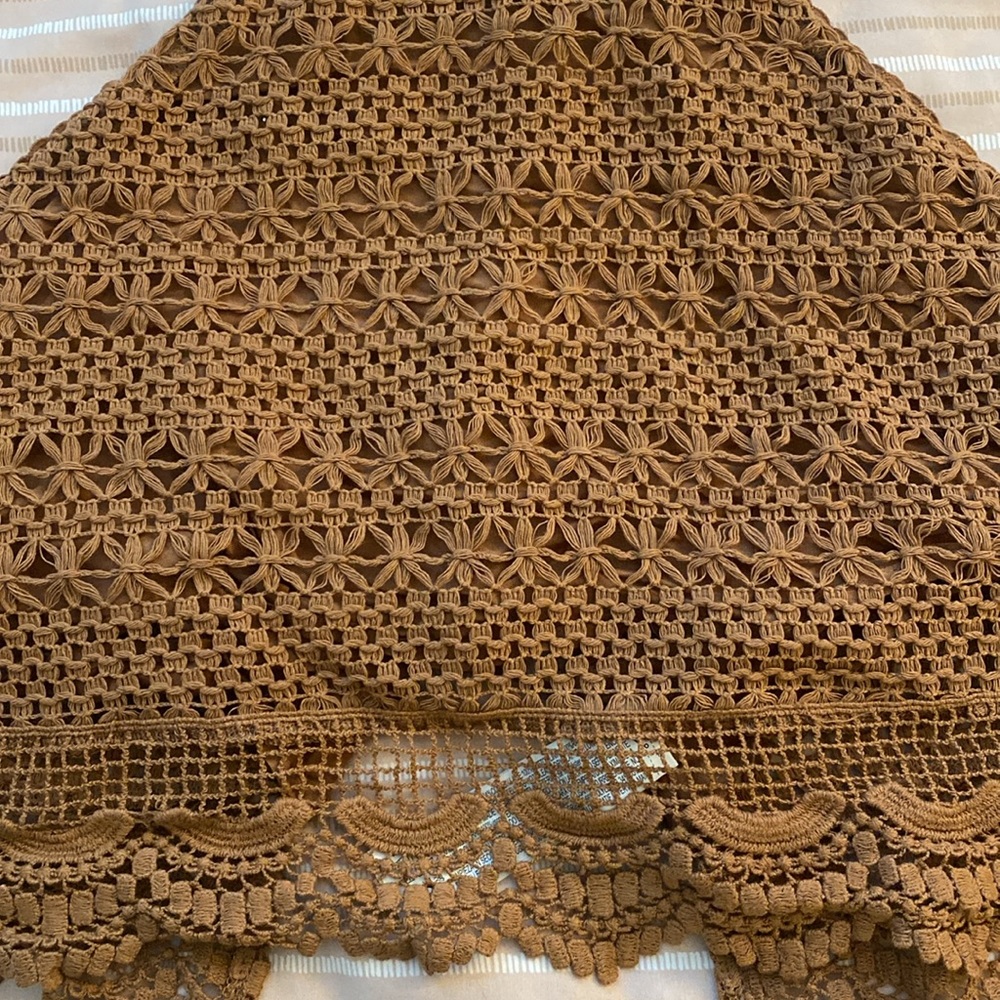 NWT Forever 21 brown crochet halter top - Picture 2 of 3
